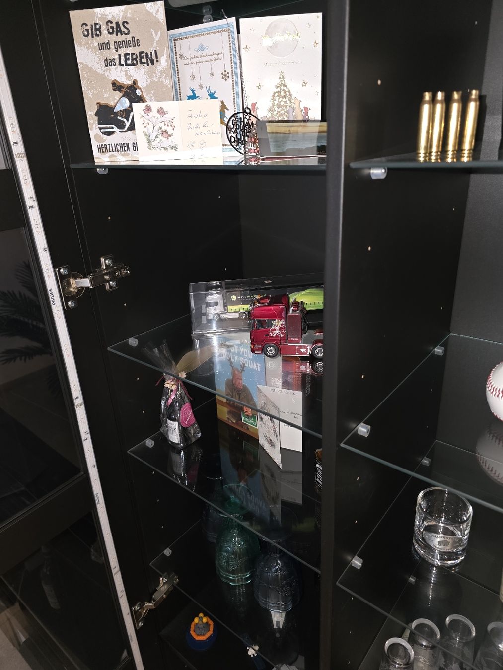 Ikea Vitrines: Vitrine IKEA Brimnes – D'occasion à Kaltbrunn par a_s_28jn 4