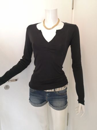 🤩SISLEY LANGARM T-SHIRT SCHWARZ V-SCHNITT