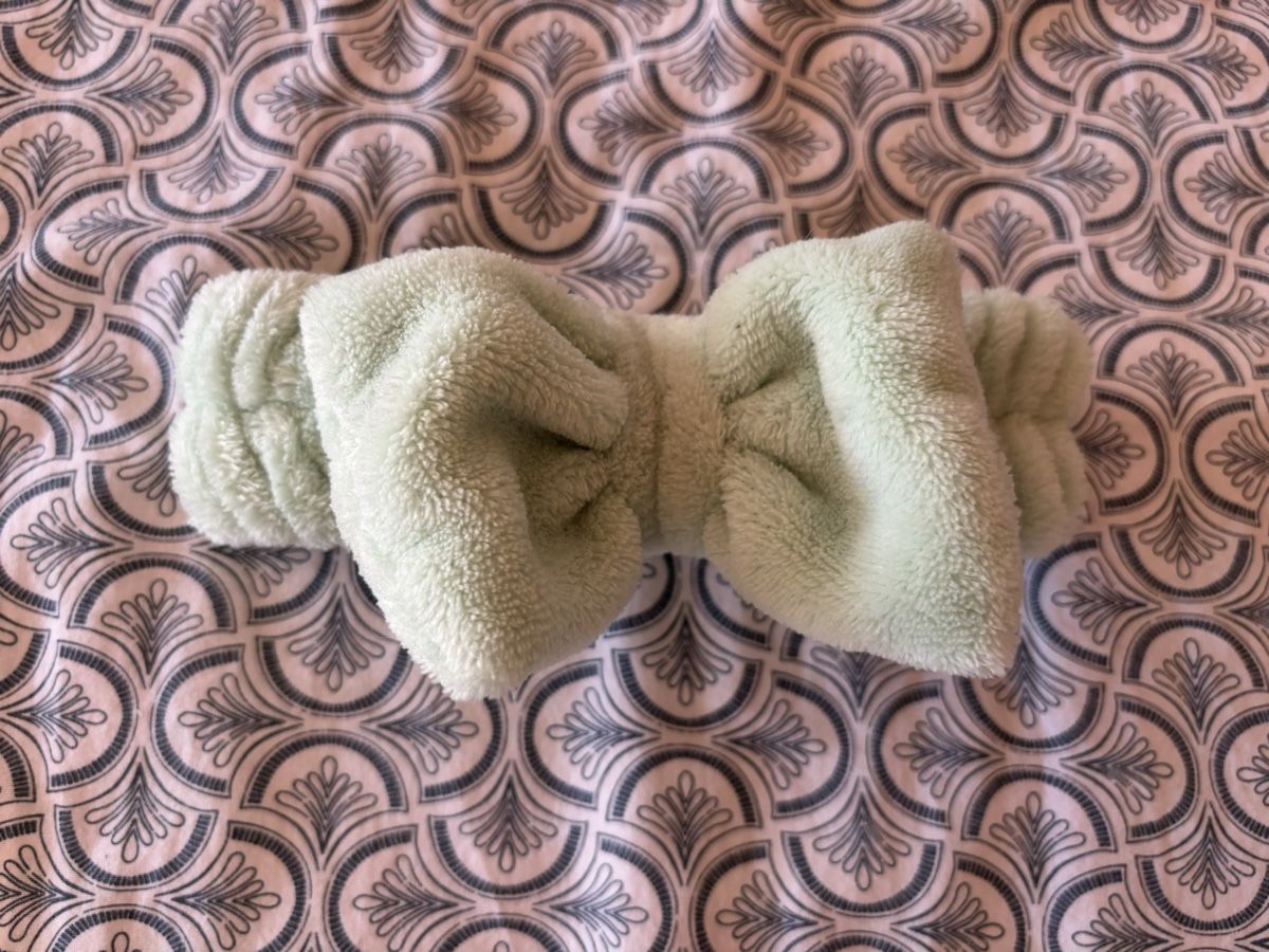 Haarschmuck: Skincare Haarband hellgrün – Neu (gemäss Beschreibung) aus Zumholz von puerro01