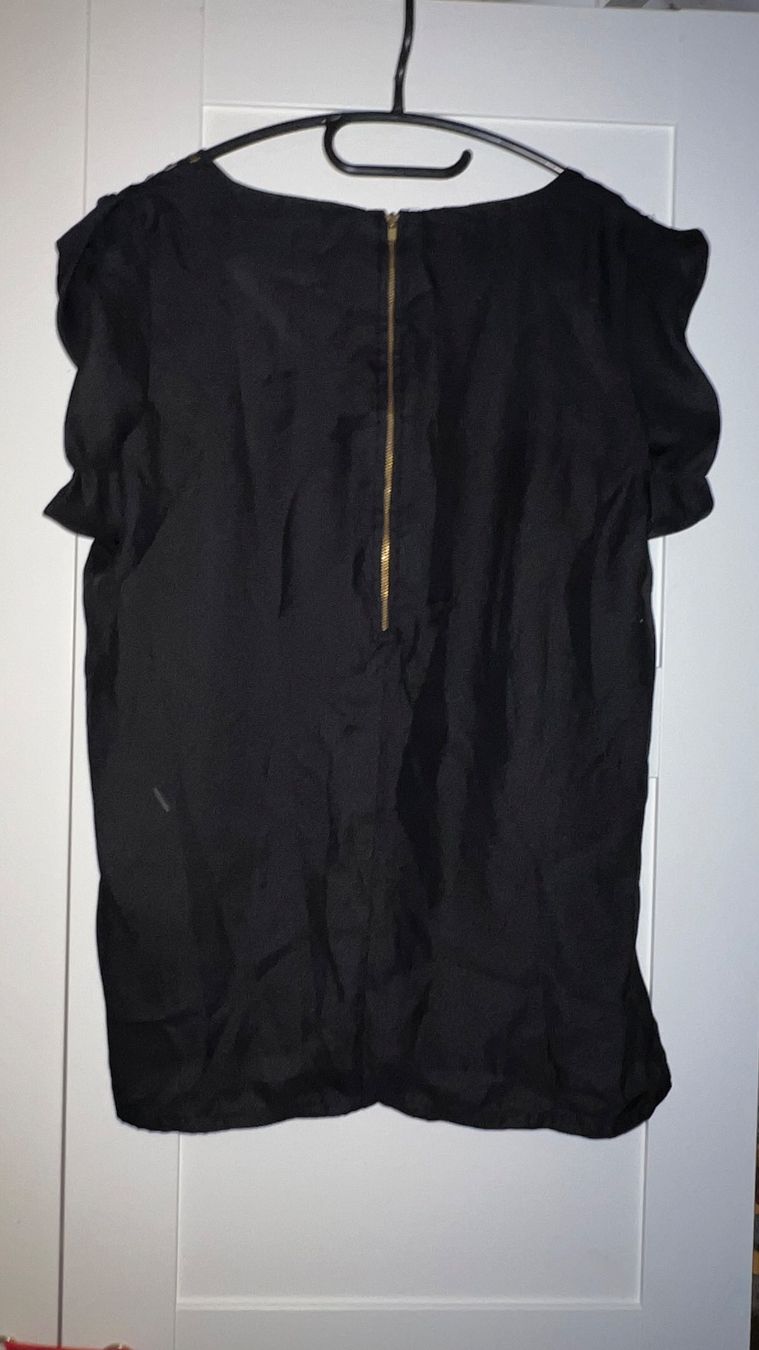 Vero Moda Camicette: • Bluse von VeroModa • – Usato da Basel venduto da mendoza13 1
