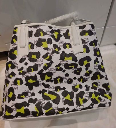 MCM Shopper Leo