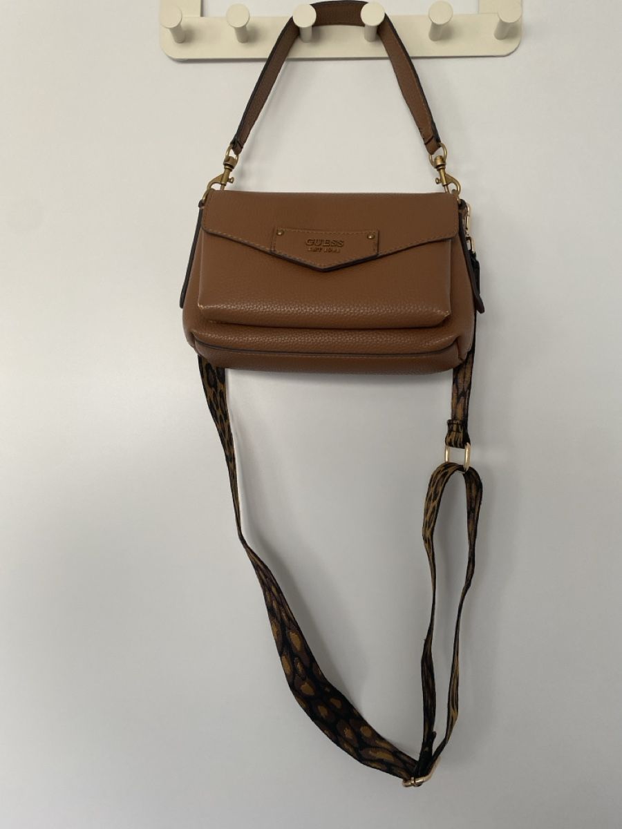 Guess Borse da donna: Umhängen Guess, braun, neuwertig  – Nuovo (secondo la descrizione) da Obernau venduto da Oxana5 6