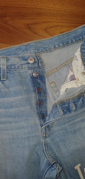 Levi's Jeans: New & exclusive Levi's 501 jeans – Nuovo e nell'imballaggio originale da St-Sulpice VD venduto da justine_hu 3