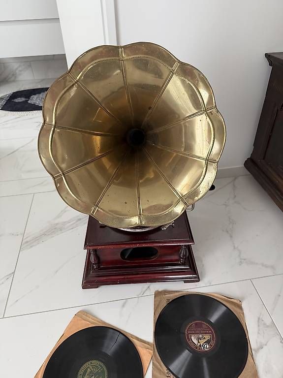Giradischi: Antikes Trichtergrammophon – Usato da Schenkon venduto da Fastforward