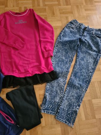 Kleiderpaket Gr. 128