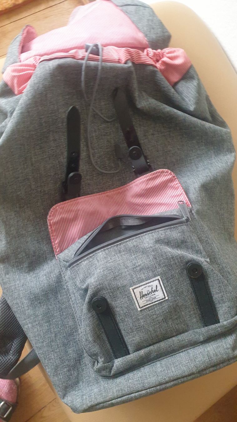 Herschel Zaini: HERSCHEL Rucksack, neuwertig – Nuovo (secondo la descrizione) da Zürich venduto da mba_7zzf 1