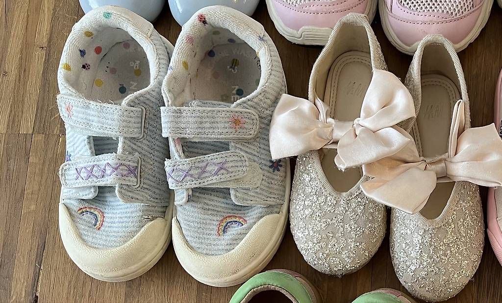 Scarpe per ragazzi: Kinder Schuhe – Usato da Zürich venduto da Bidon3011 2