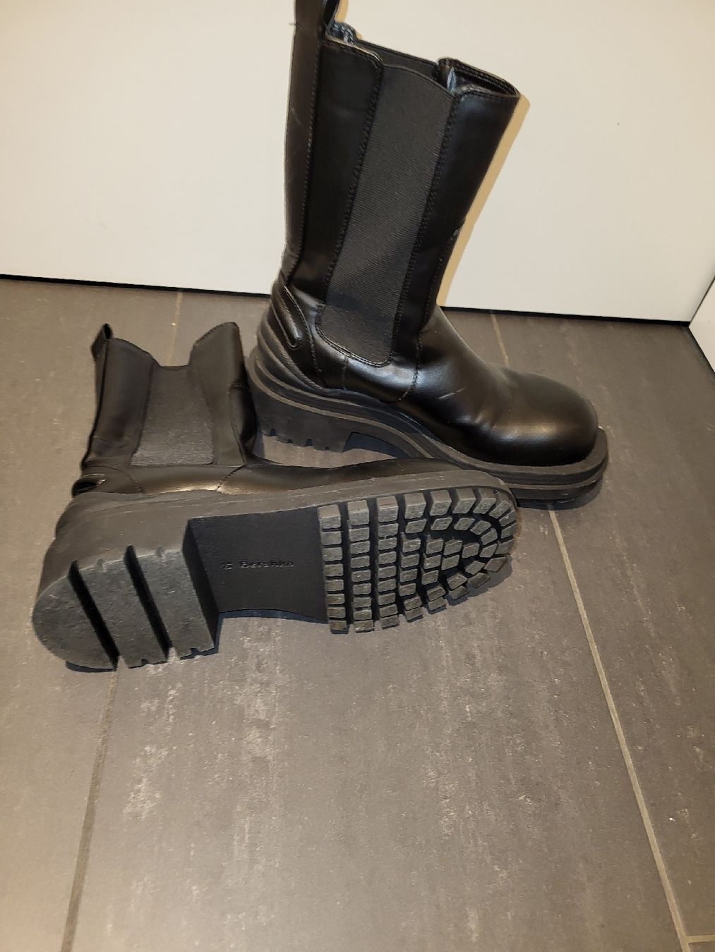 Scarpe da donna: Damen Boots/ stiefel schwarz – Nuovo (secondo la descrizione) da Root venduto da alm_9gr7 1