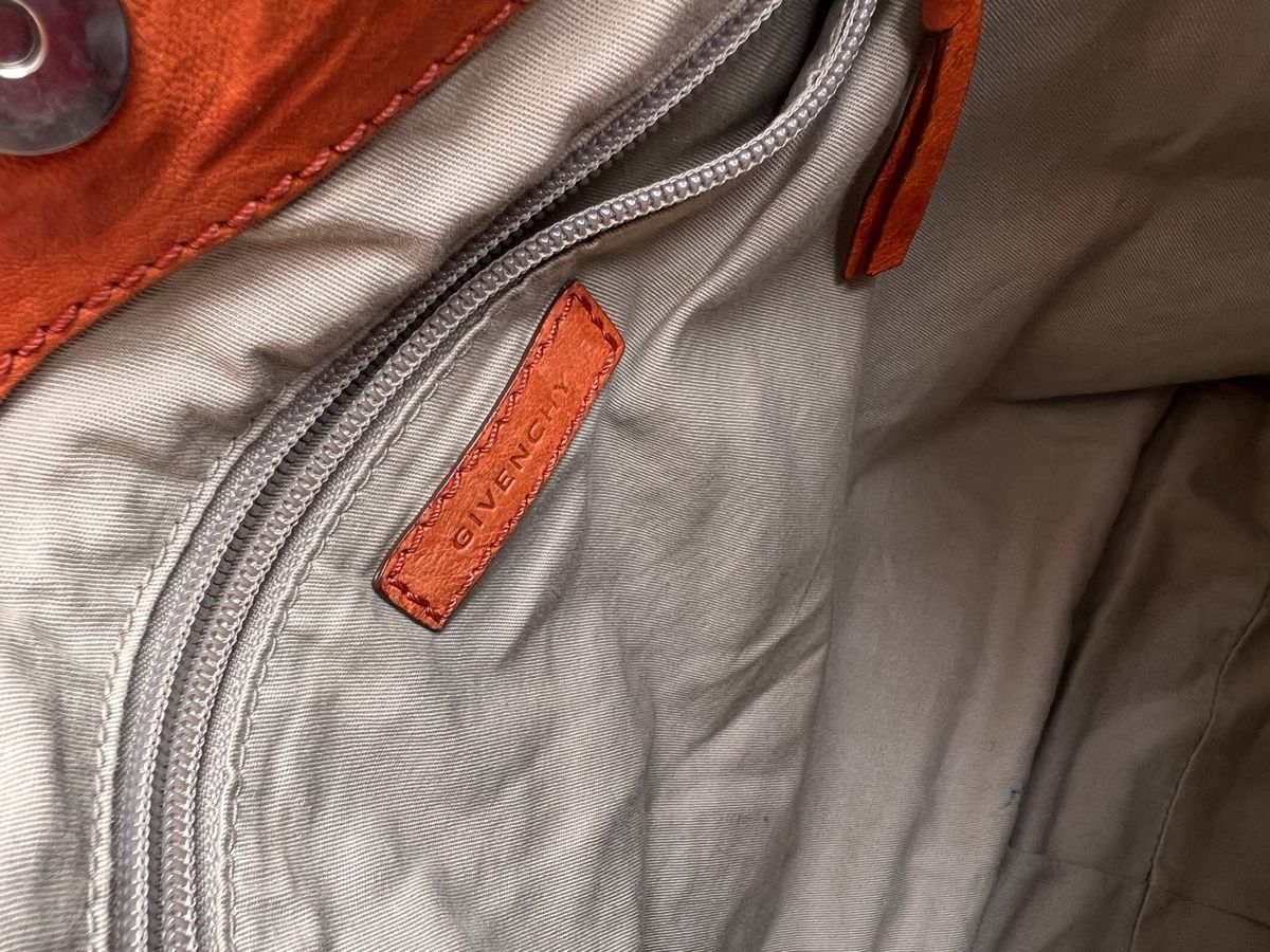 Givenchy Borse da donna: Tasche Givenchy, Leder orange  – Usato da Solothurn venduto da Brini06 6