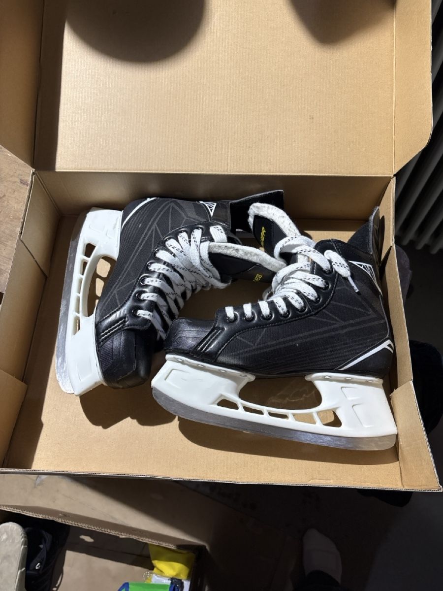 Bauer Pattini da ghiaccio: Bauer s140 – Usato da Bern venduto da m.s__