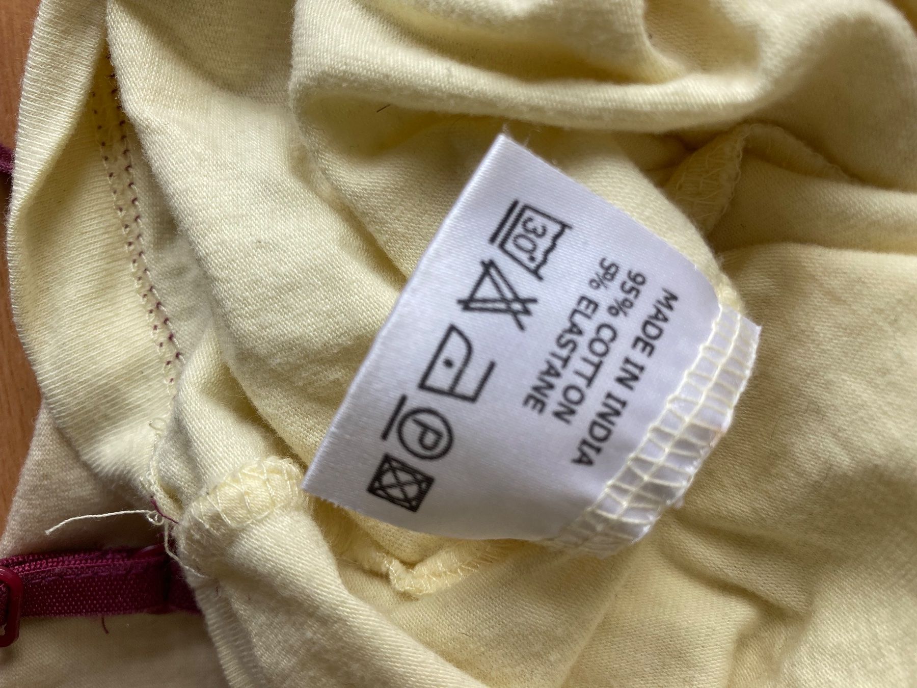 Top: Spaghetti Top Baumwolle gelb mit Print – Usato da Wädenswil venduto da Minou_ql76 2