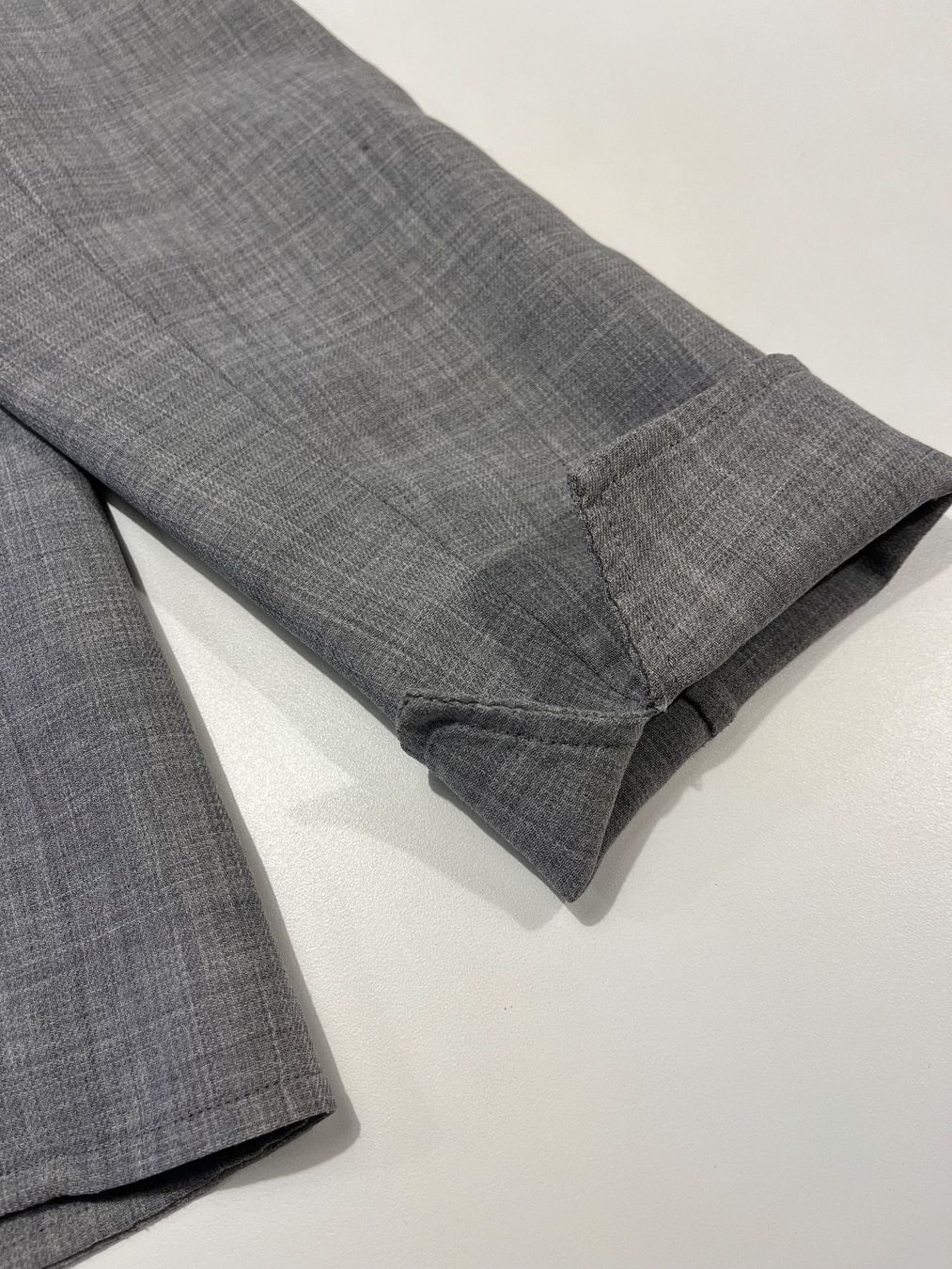 Akris Vestes: Akris Oberteil – D'occasion à Adetswil par dp9 2