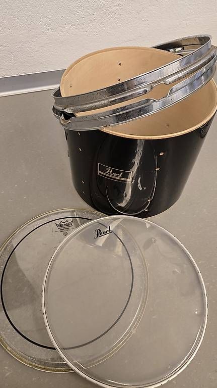 Strumenti musicali: Batterie Pearl  – Usato da La Chaux-de-Fonds venduto da tho_5cw6 3