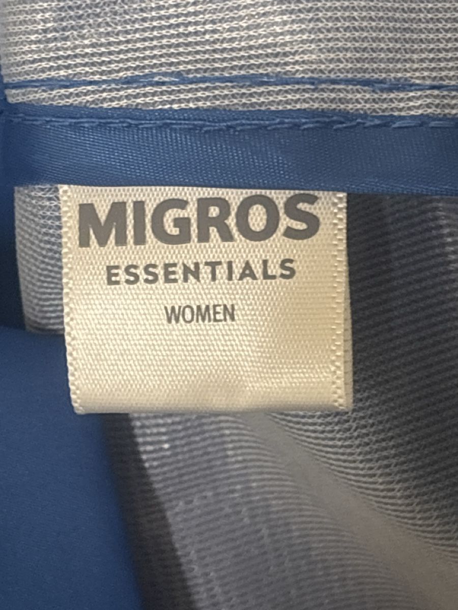Migros Manteaux: Damen Regenjacke blau Grösse M Migros Essentials – Neuf (Voir description) à Wallisellen par ASZT 4