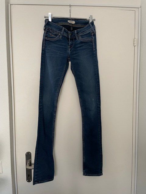Pepe Jeans Jeans: Pepe Jeans Grösse 24/ 32 – Usato da Luzern venduto da andyke