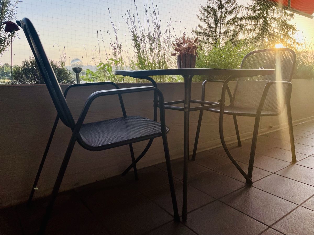Sedie: Gartentisch mit 2 passenden Stühlen – Usato da Birmensdorf ZH venduto da cannella3