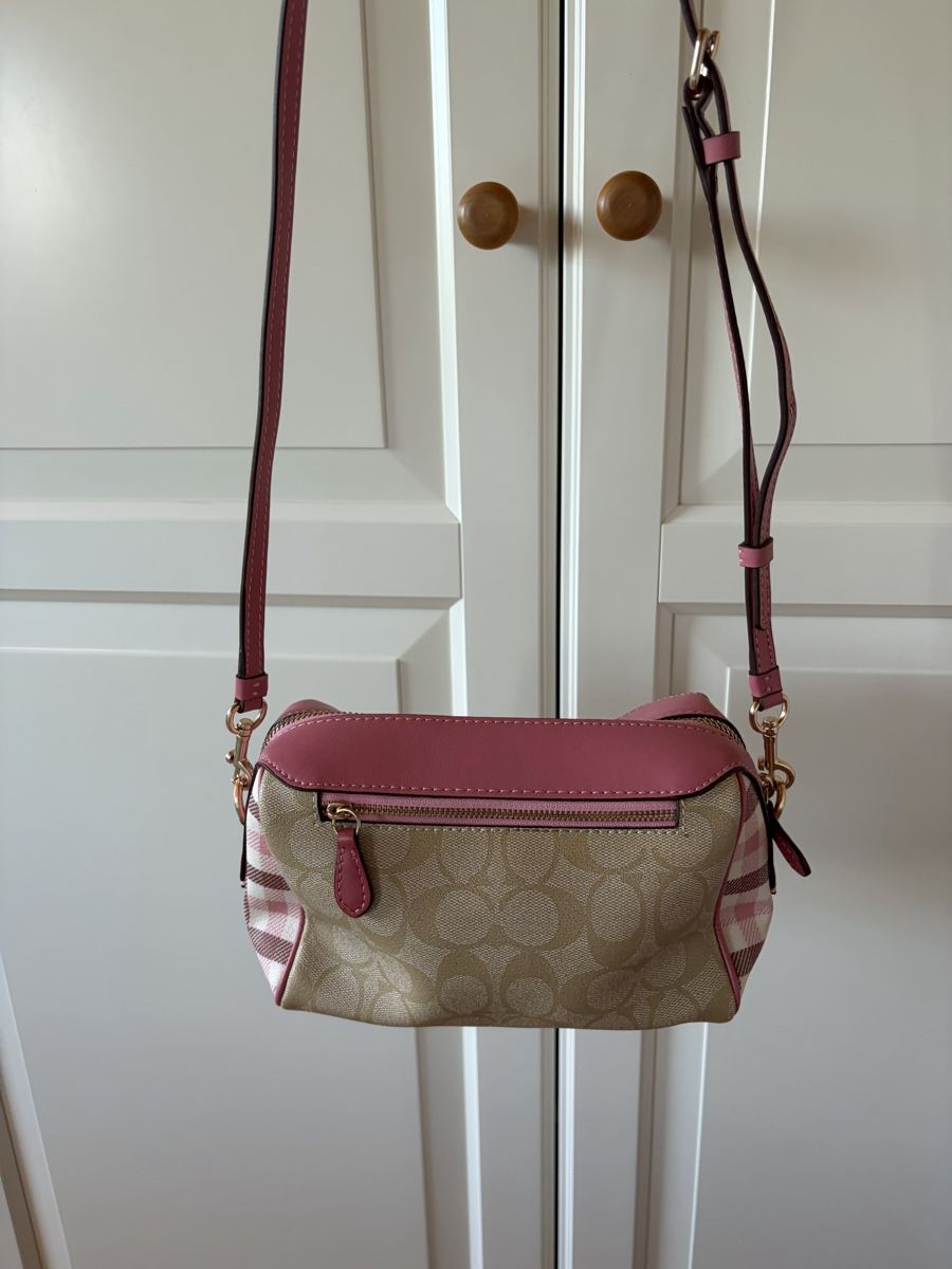 Coach Borse da donna: Coach Pink Leather Sling Bag – Usato da St.Josefen venduto da lop_lh8d 1