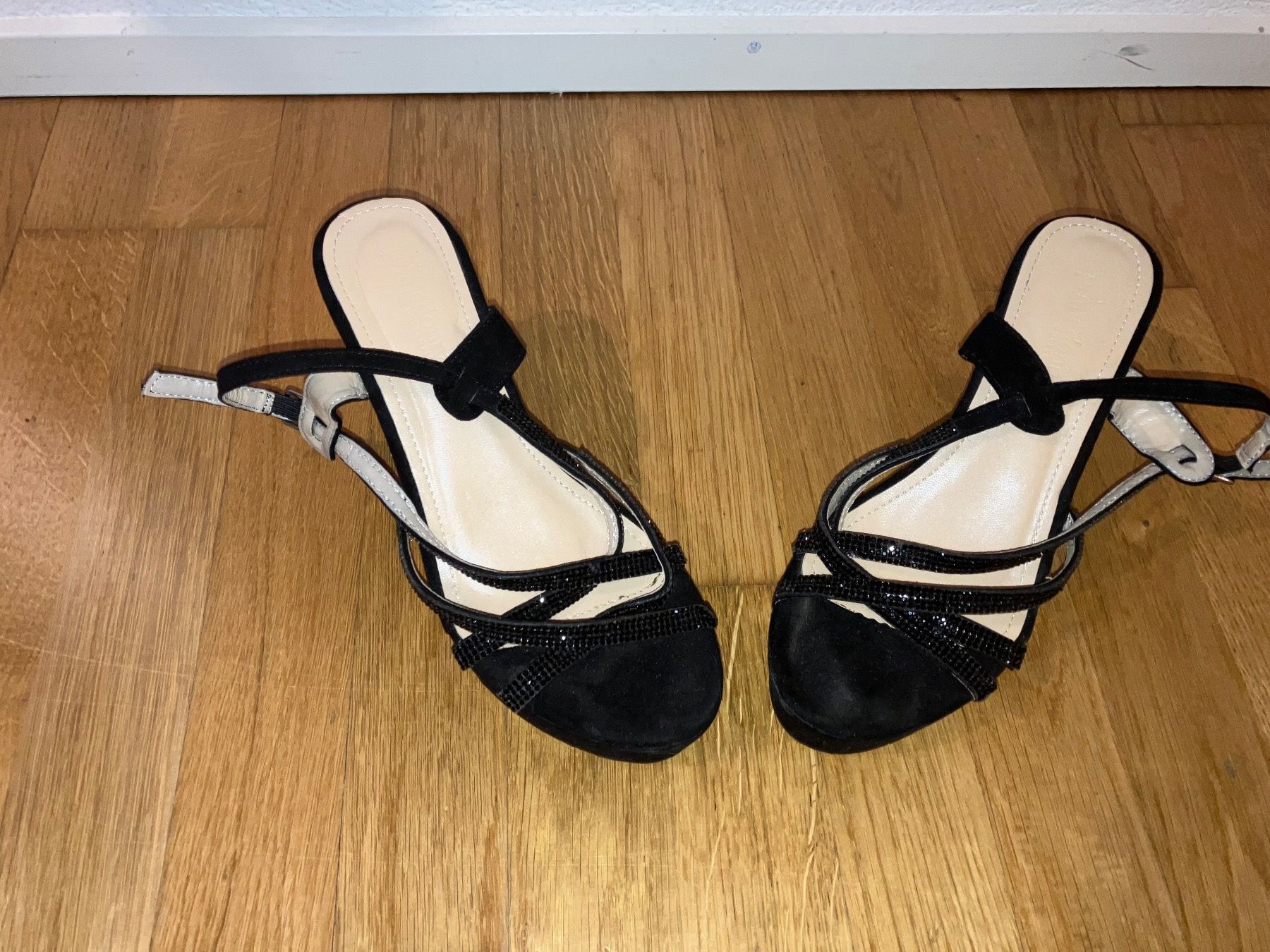 Scarpe da donna: Sommer-Damenschuhen, Grösse 37 – Usato da Zürich venduto da Dudu2020 2