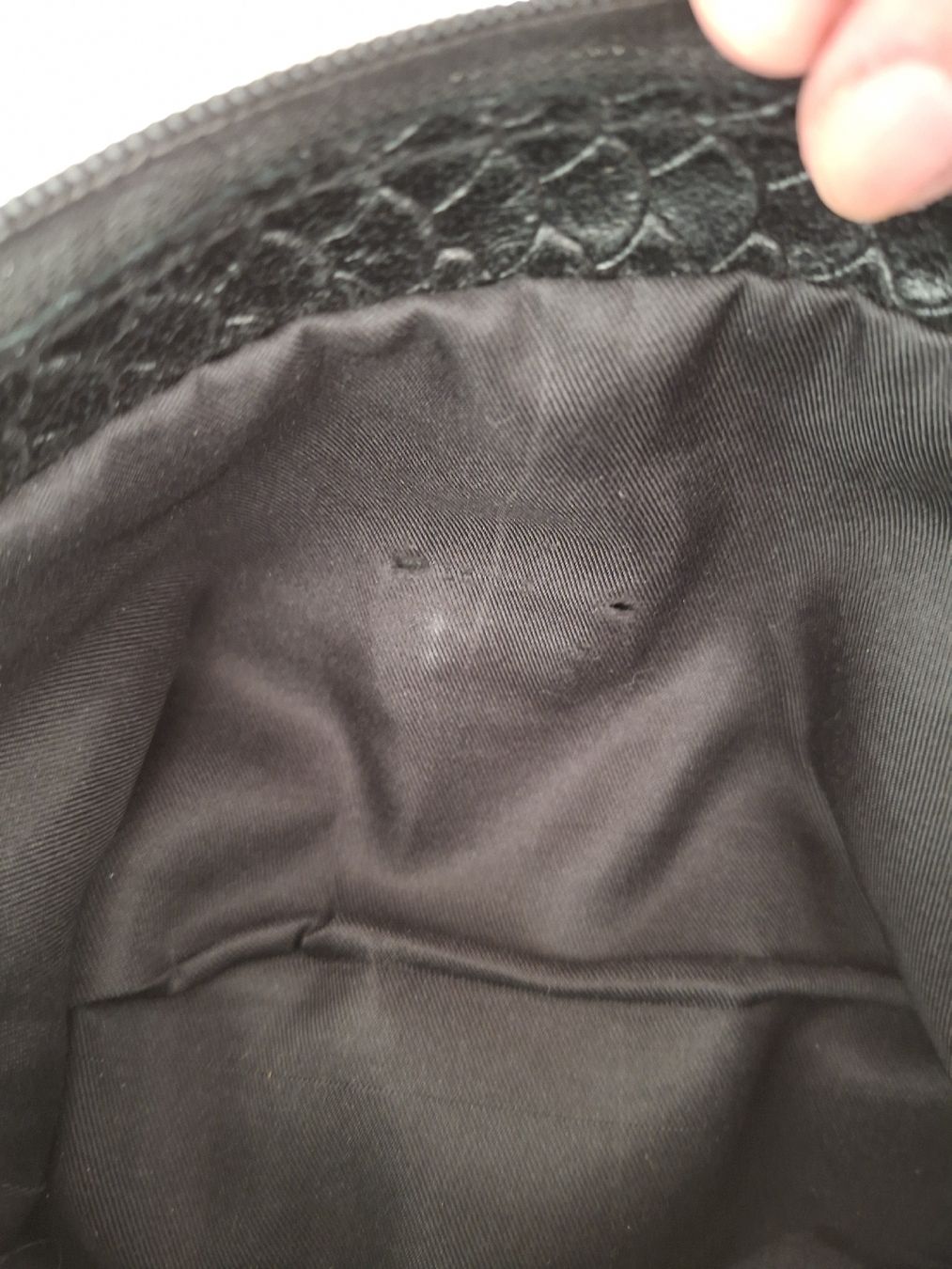 Taschen für Damen: Sac italien en cuir noir effet python à chaîne – Gebraucht aus Lutry von Sim_Sta 9