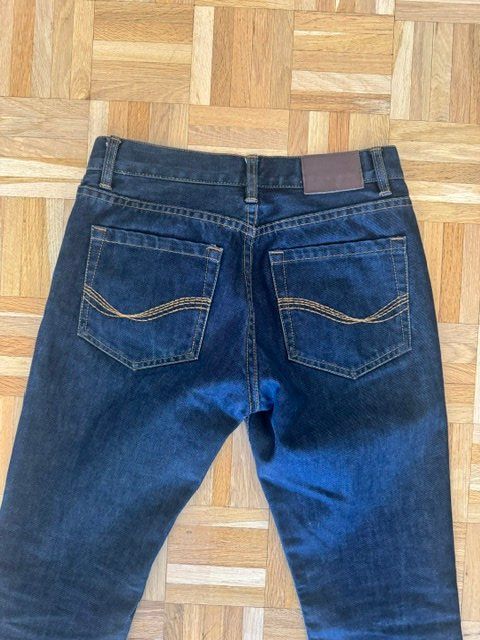 Jeans: Jeans droit DERBY – Usato da Genève venduto da san_lb79 4