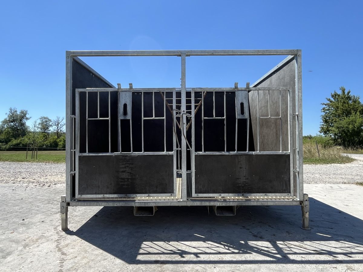 Käfige, Transport & Sicherheit: Kälberiglu  – Gebraucht aus oberwil-lieli von dolomit01 1