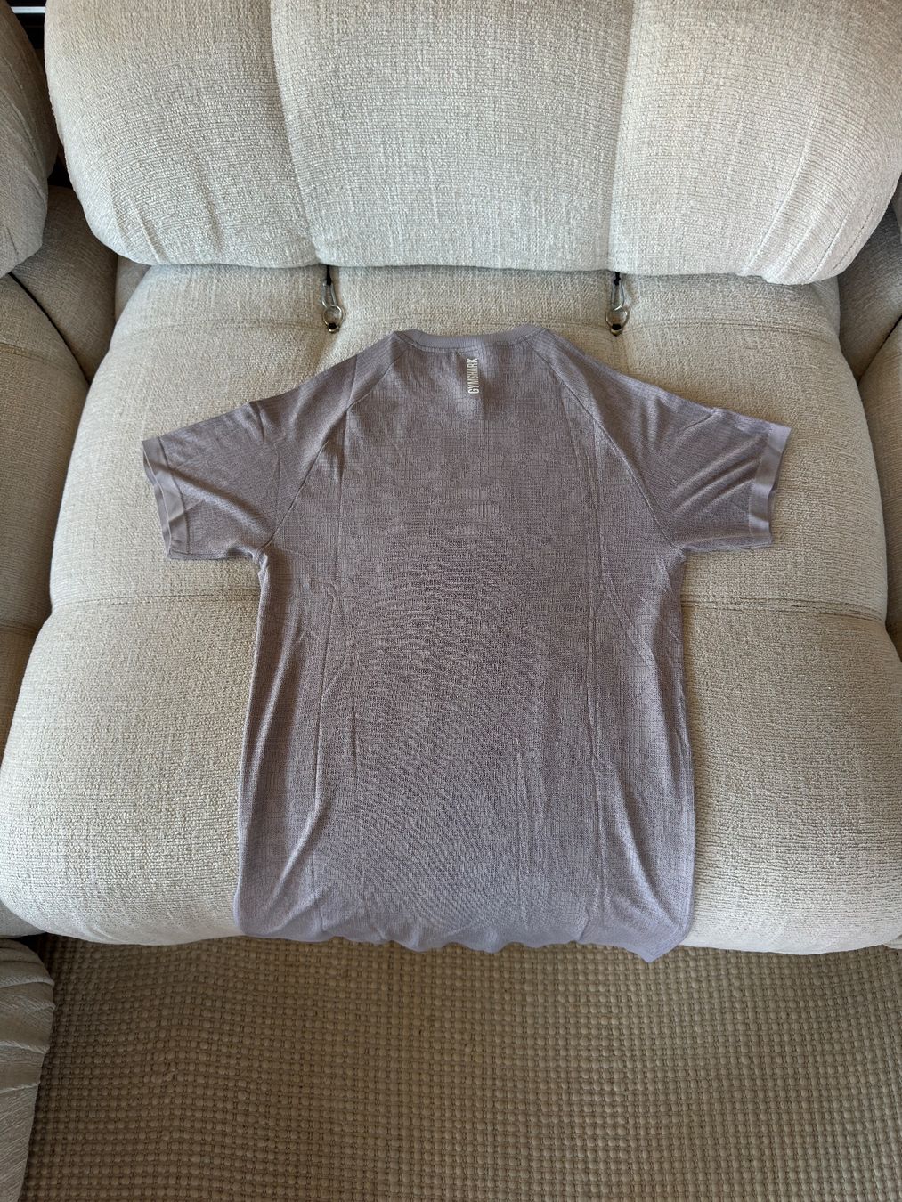Gymshark T-shirt: Gymshark | T-Shirt – Nuovo (secondo la descrizione) da Horgen venduto da onur_5 4