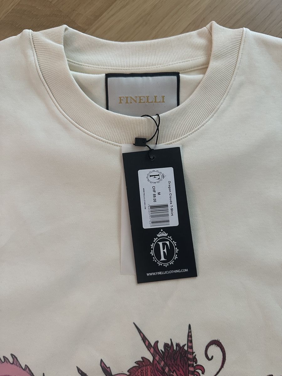 T-shirt: finelli t-shirt (M) – Nuovo e nell'imballaggio originale da Freidorf TG venduto da driftingforthrifting 1