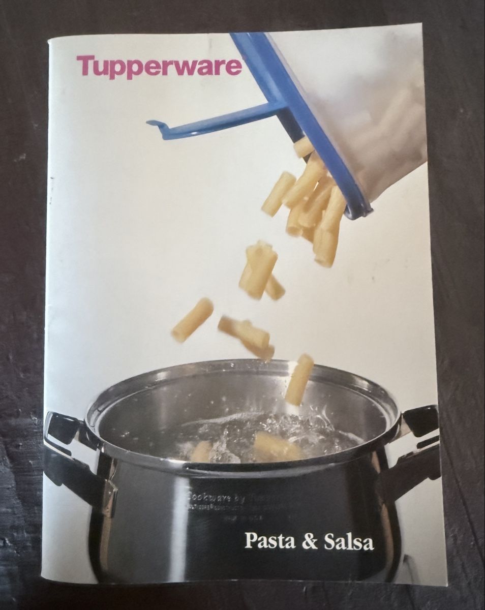 Libri: Pasta & Salsa von Tupperware – Nuovo (secondo la descrizione) da Flumserberg Saxli venduto da delfinli67