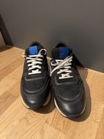 Sneaker Givenchy schwarz blau gebraucht