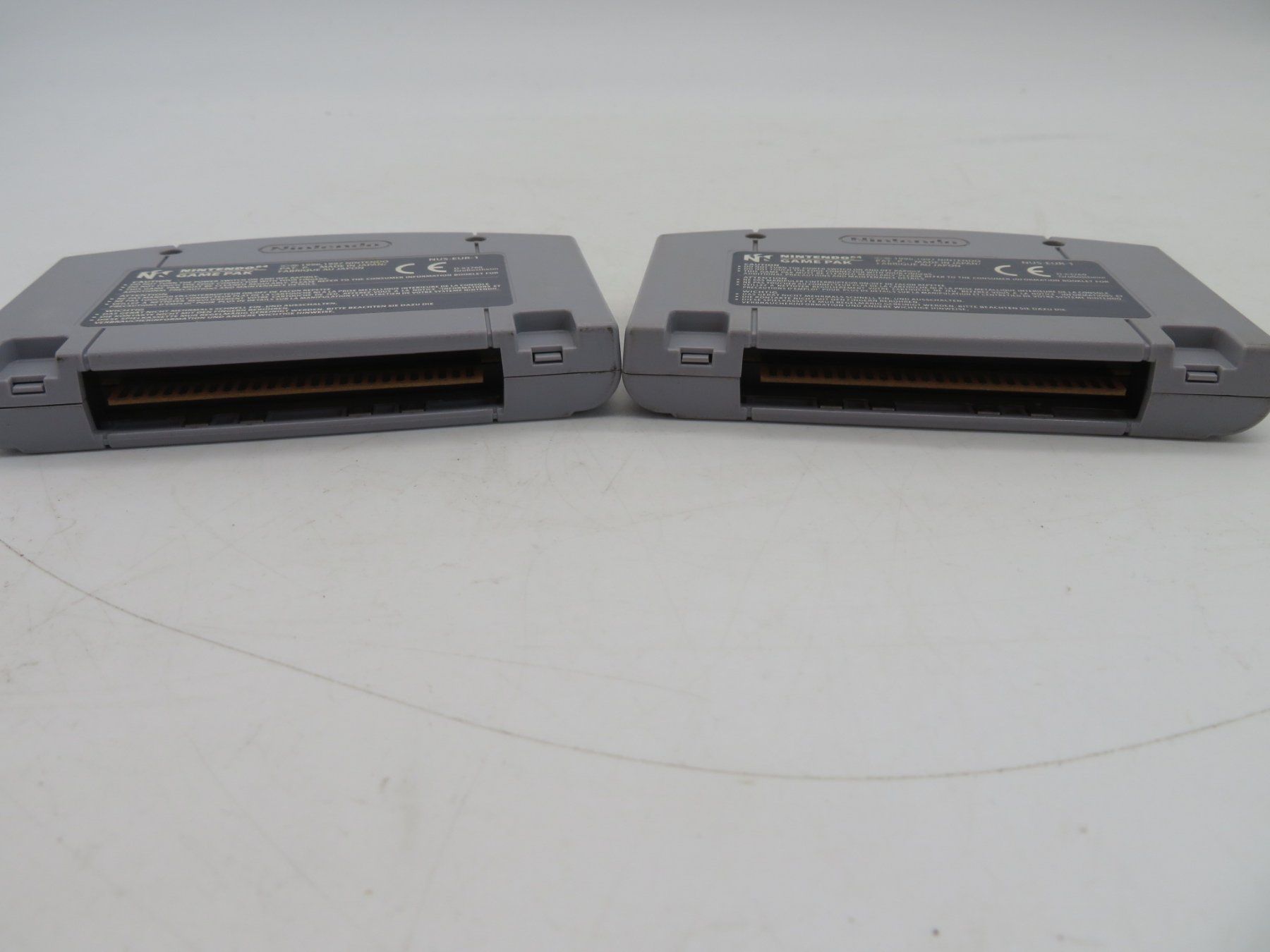 Nintendo Jeux: N64 Formel 1 & Olympische Winterspiele 98 – D'occasion à Reinach BL par WBZ-Flohmarkt 7