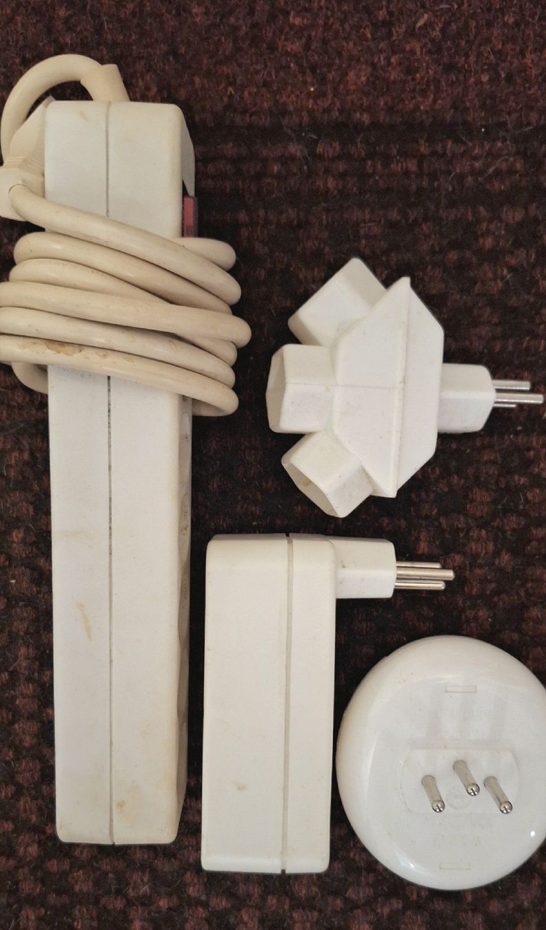 Stecker: Zeitschaltuhren & Mehrfachstecker – Gebraucht aus Emmenbrücke von abu_9mj8 4