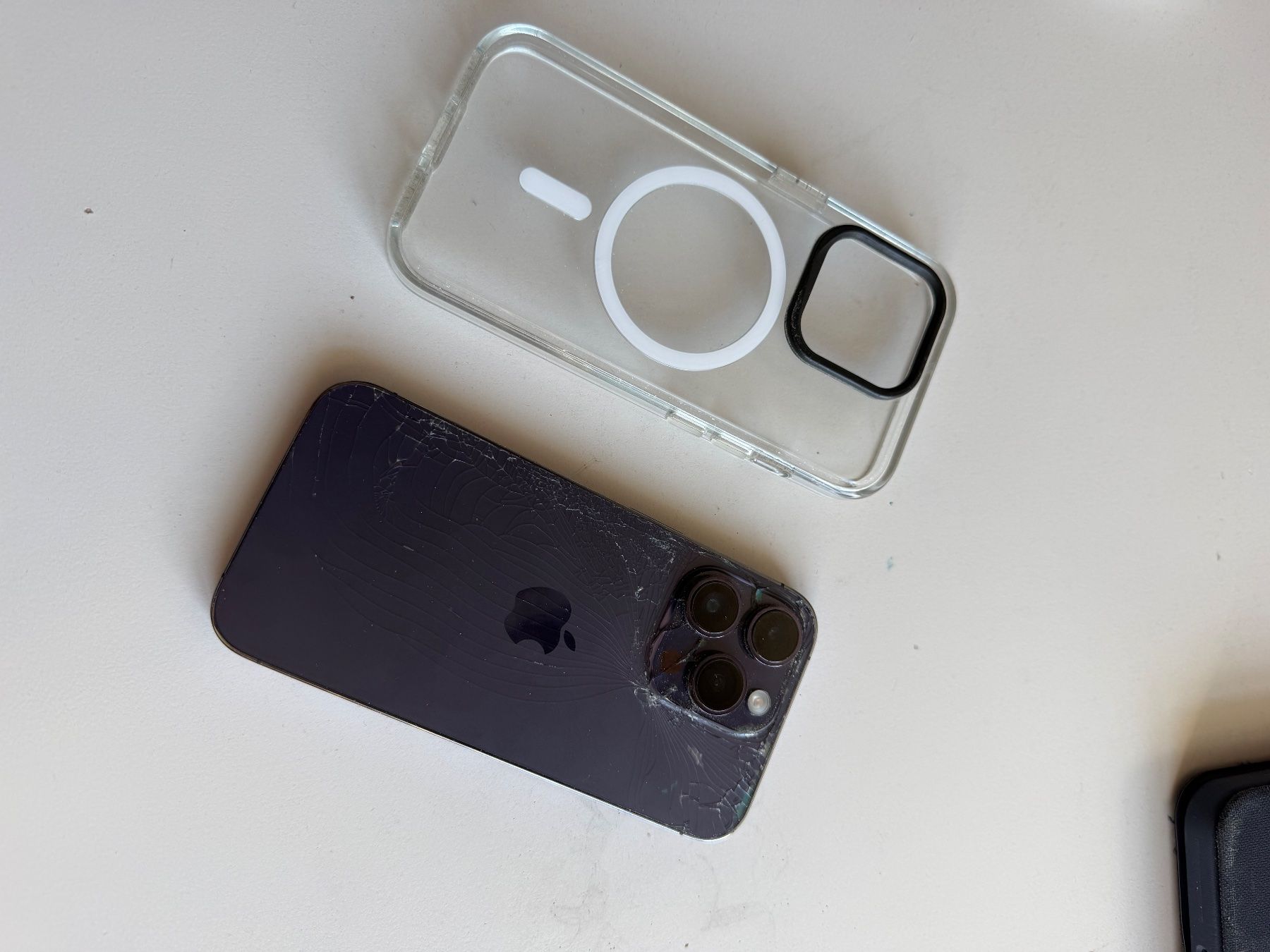 Apple Portables: iPhone 14 pro – D'occasion à Hombrechtikon par yan_tnm8 1