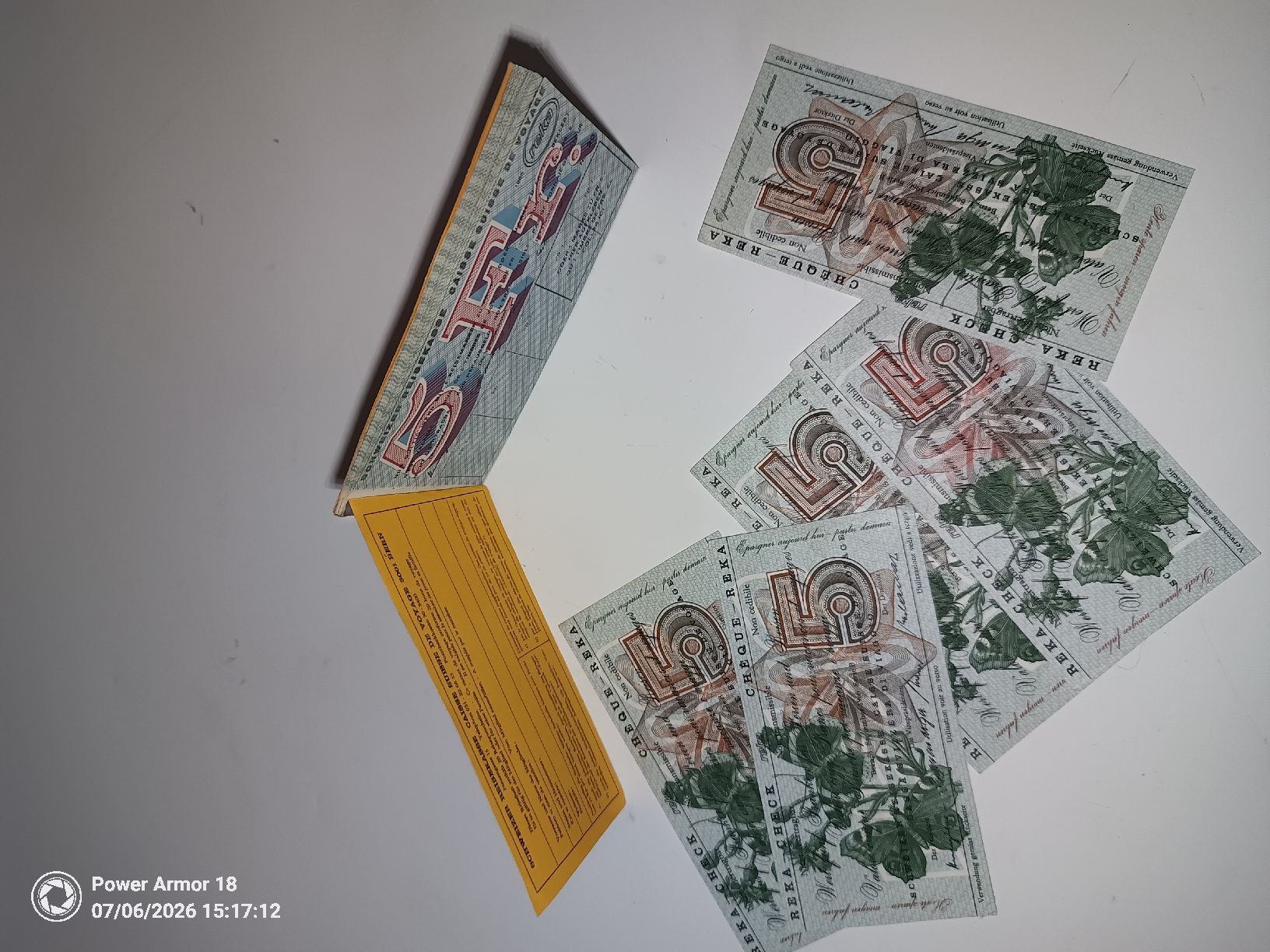 Reka Bons: Reka-Checks 5 CHF  Wert 125 CHF – Neuf avec emballage d'origine à Bargen SH par sti_drf8 2