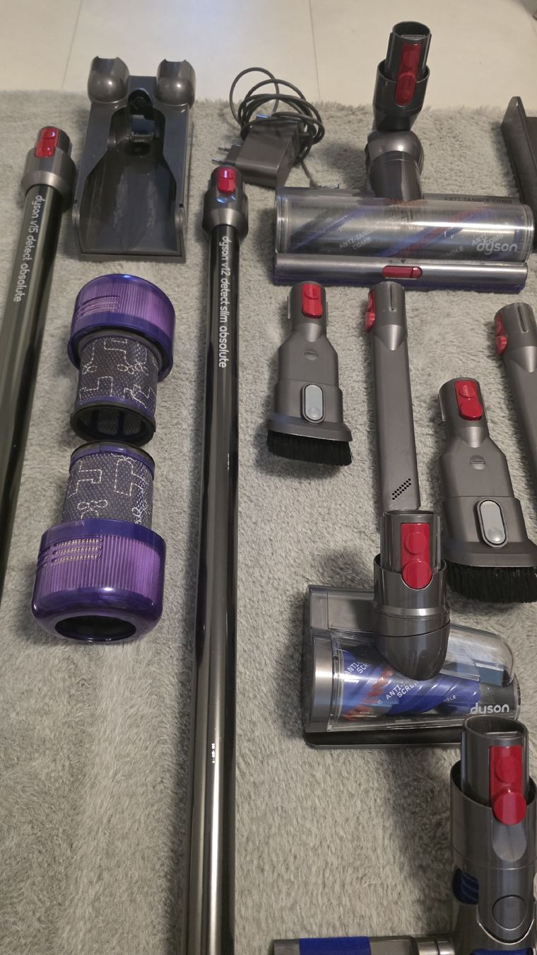 Dyson Staubsauger & Zubehör: Dyson V12 Slim Absolute & V15 Detect Absolute Staubsa – Gebraucht aus Volketswil von Salvatorevinci 2