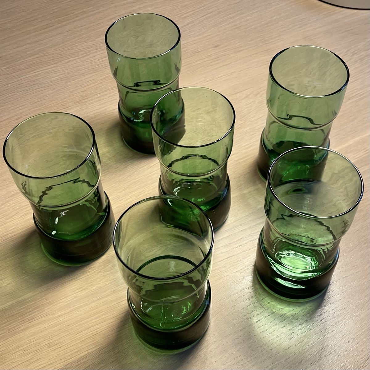 Bicchieri: 10 Gläser•Vetro verde di Empoli – Usato da Winterthur venduto da gutDingmint