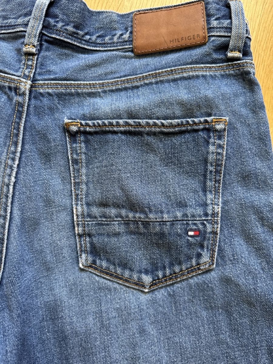 Tommy Hilfiger Jeans: Tommy Hilfiger Jeans Gr. 30/32 Regular Fit – Gebraucht aus Mauren von ducducturi 6