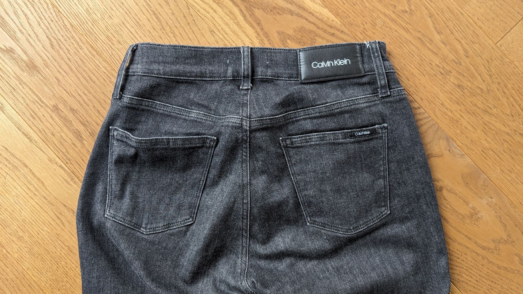 Calvin Klein Jeans: Calvin Klein Jeans Grösse 28/32 – Nuovo (secondo la descrizione) da Zürich venduto da broedl 3