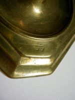KLEINER KERZENSTOCK AUS BRONZE. FRANKREICH, 17. JAHRH.