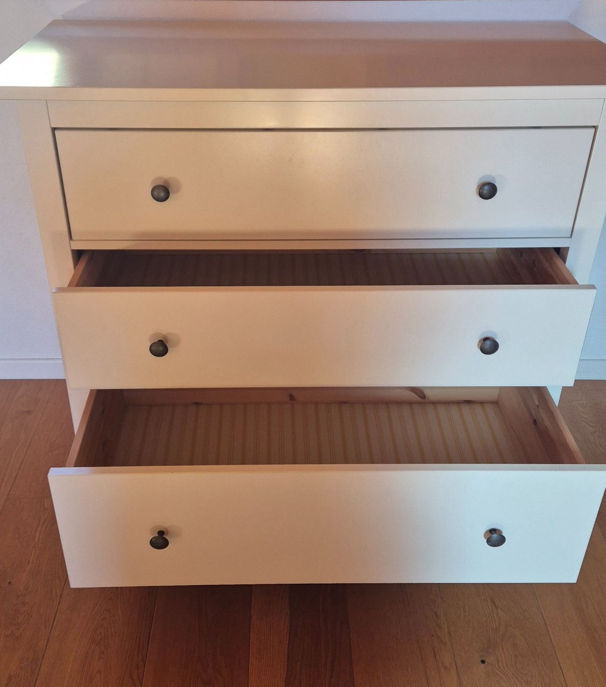 Ikea Commodes: Kommode Ikea weiss 3 Schubladen – D'occasion à Ossingen par Leyazo 1