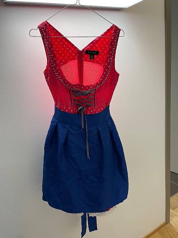 C&A Kleider: Dirndl - Grösse 36 – Gebraucht aus Küssnacht am Rigi von Ginger027