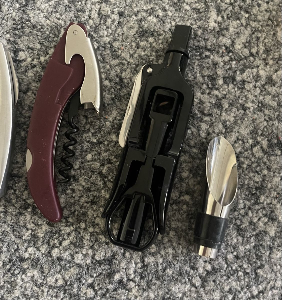 Apribottiglie & Tappi per chiusura: Wein Accessoires Set Korkenzieher Flaschenverschluss – Nuovo (secondo la descrizione) da Au ZH venduto da Jaggy4 2