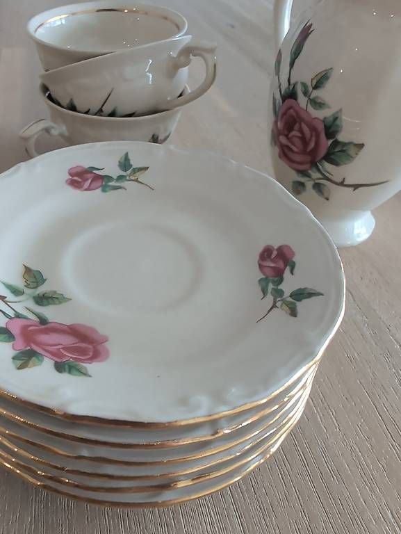 Set di piatti: Porzellan Kaffe Service – Usato da Balgach venduto da Mon_ho 1