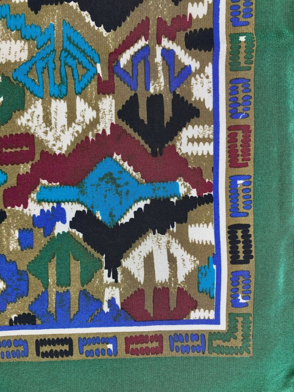 Foulard & Sciarpe: Seidenfoulard – Usato da Winterthur venduto da Barunggeli 2