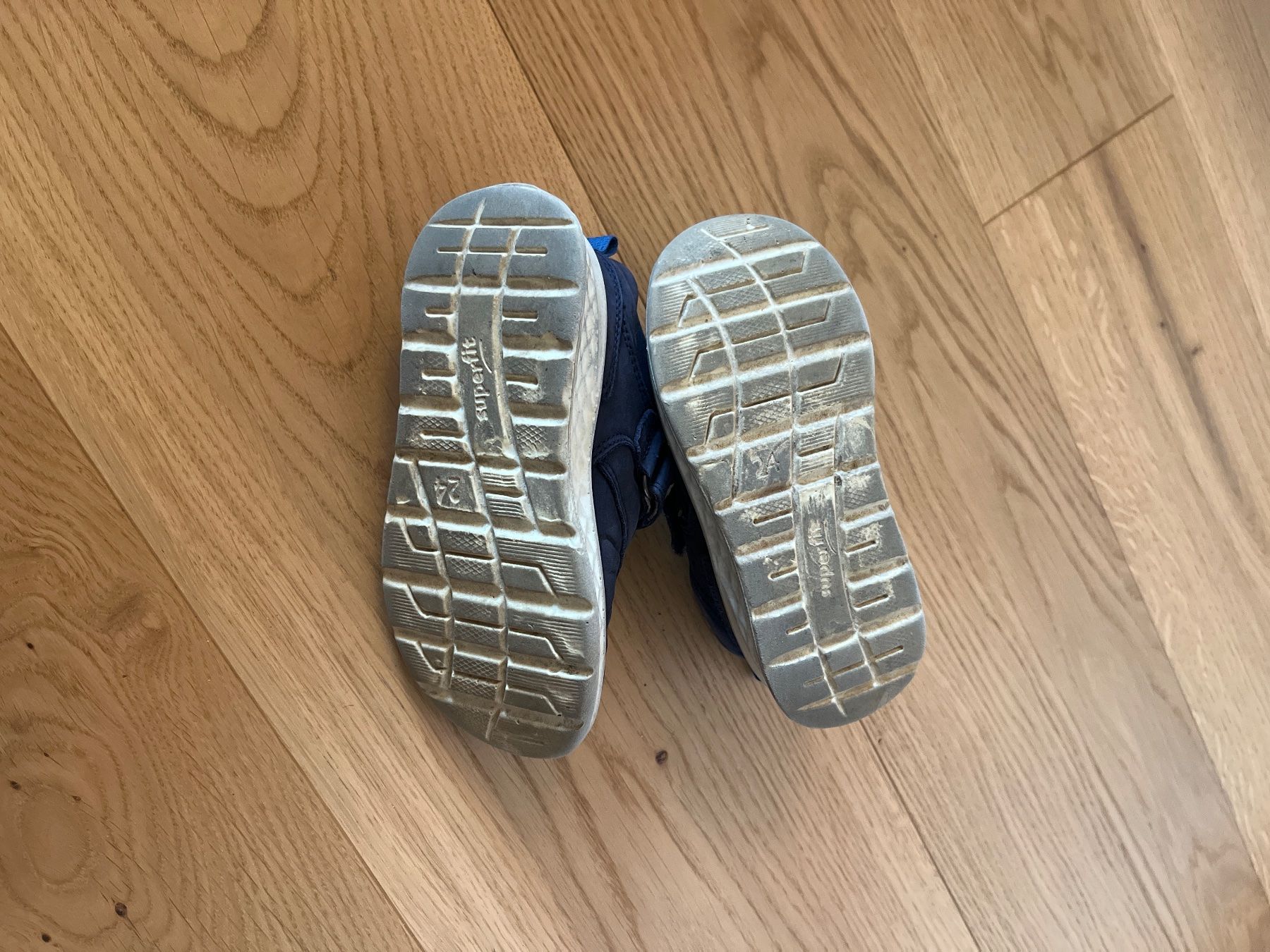 Superfit Scarpe per ragazzi: Superfit Goretex Sneaker Gr.24 – Usato da Winterthur venduto da ani_svs9 2