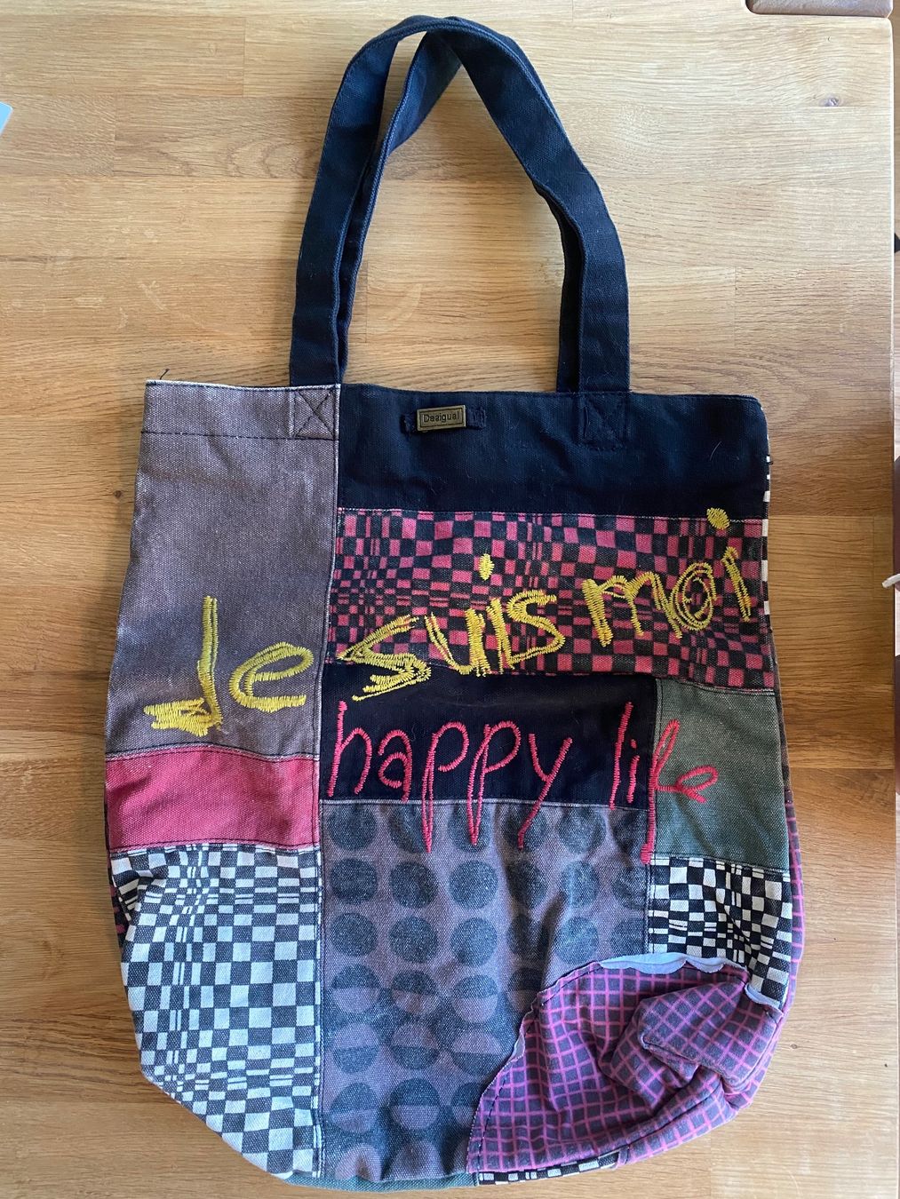 Desigual Kindertaschen: Sac en toile Desigual patchwork multicolore bon état – Gebraucht aus Zürich von yam_29rj