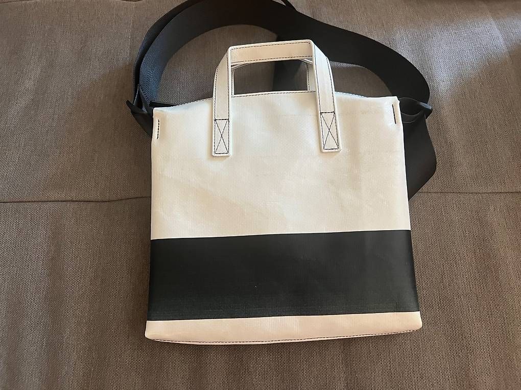 Sacs: Freitag Tasche Ruby neu – Neuf avec emballage d'origine à Greifensee par Joliver 1