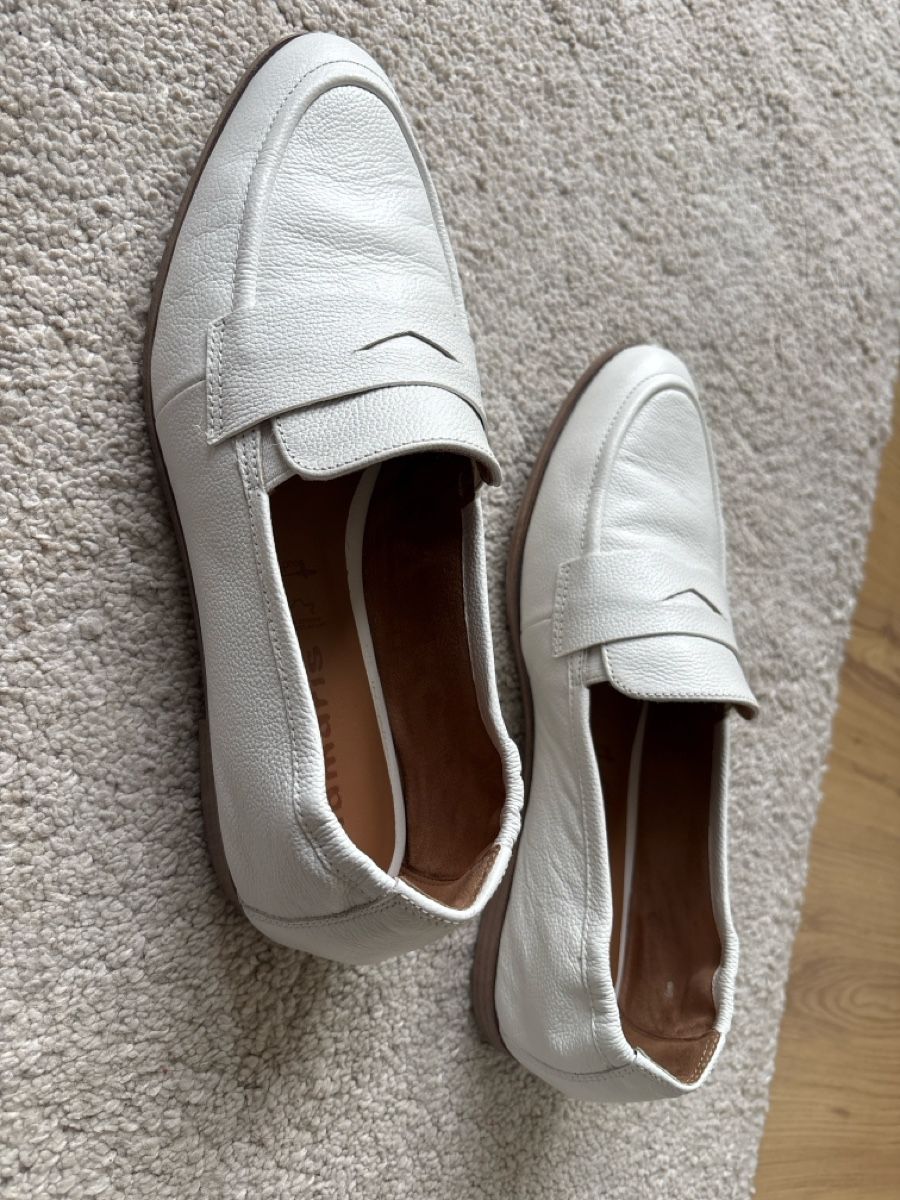 Tamaris Scarpe da donna: Tamaris Loafers Weiss Leder Gr 40 – Nuovo (secondo la descrizione) da Zürich venduto da EnikoDrum 2