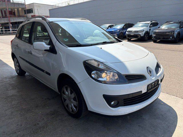 Renault Automobili: Renault Clio1.2 Manuell B04 75 PS – Usato da Stäfa venduto da Velsatis1 1