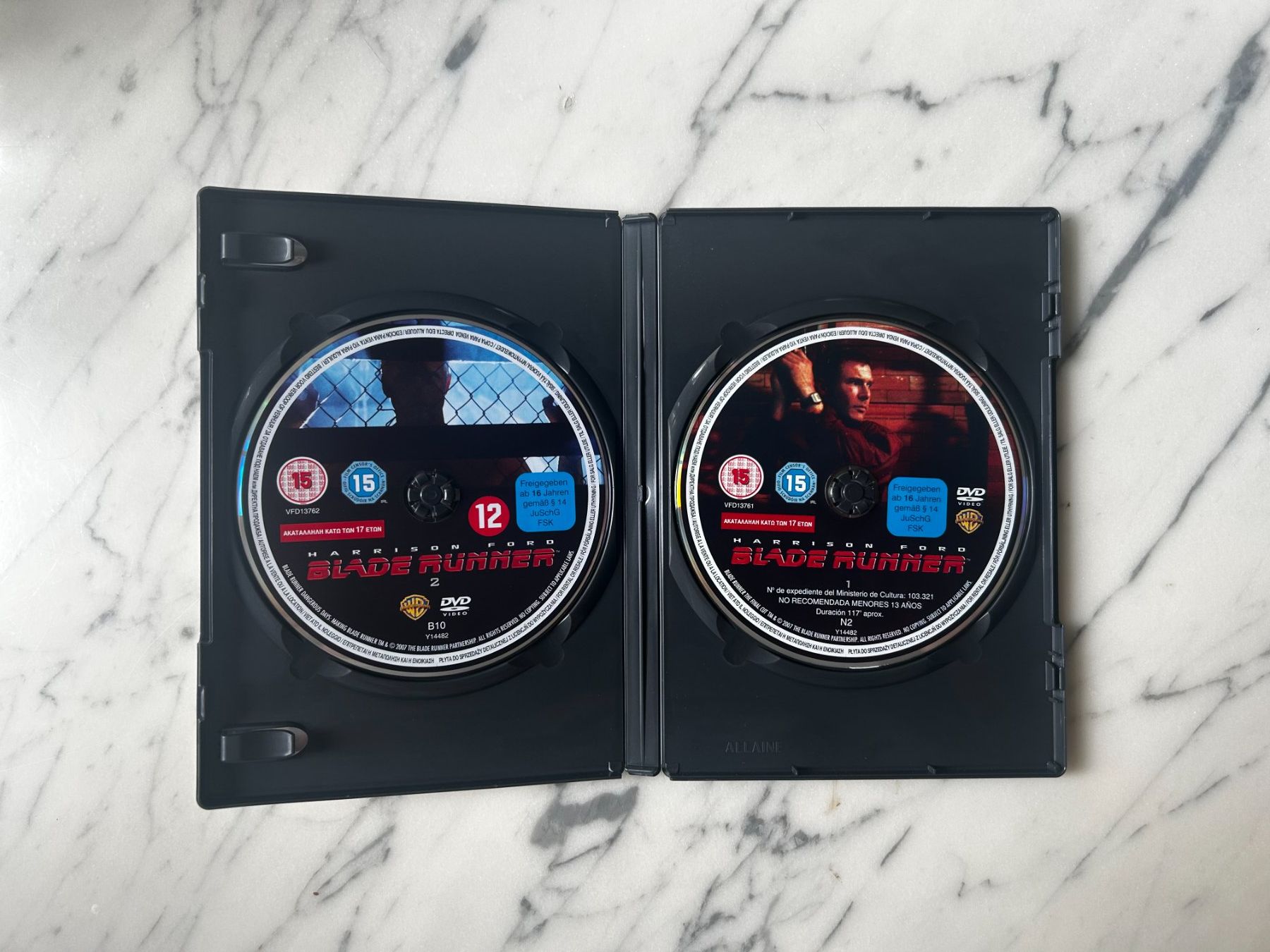 Tutti i DVDs: Blade Runner Final Cut 2-Disc Special Edition DVD – Usato da St. Gallen venduto da lis_cd6d 2