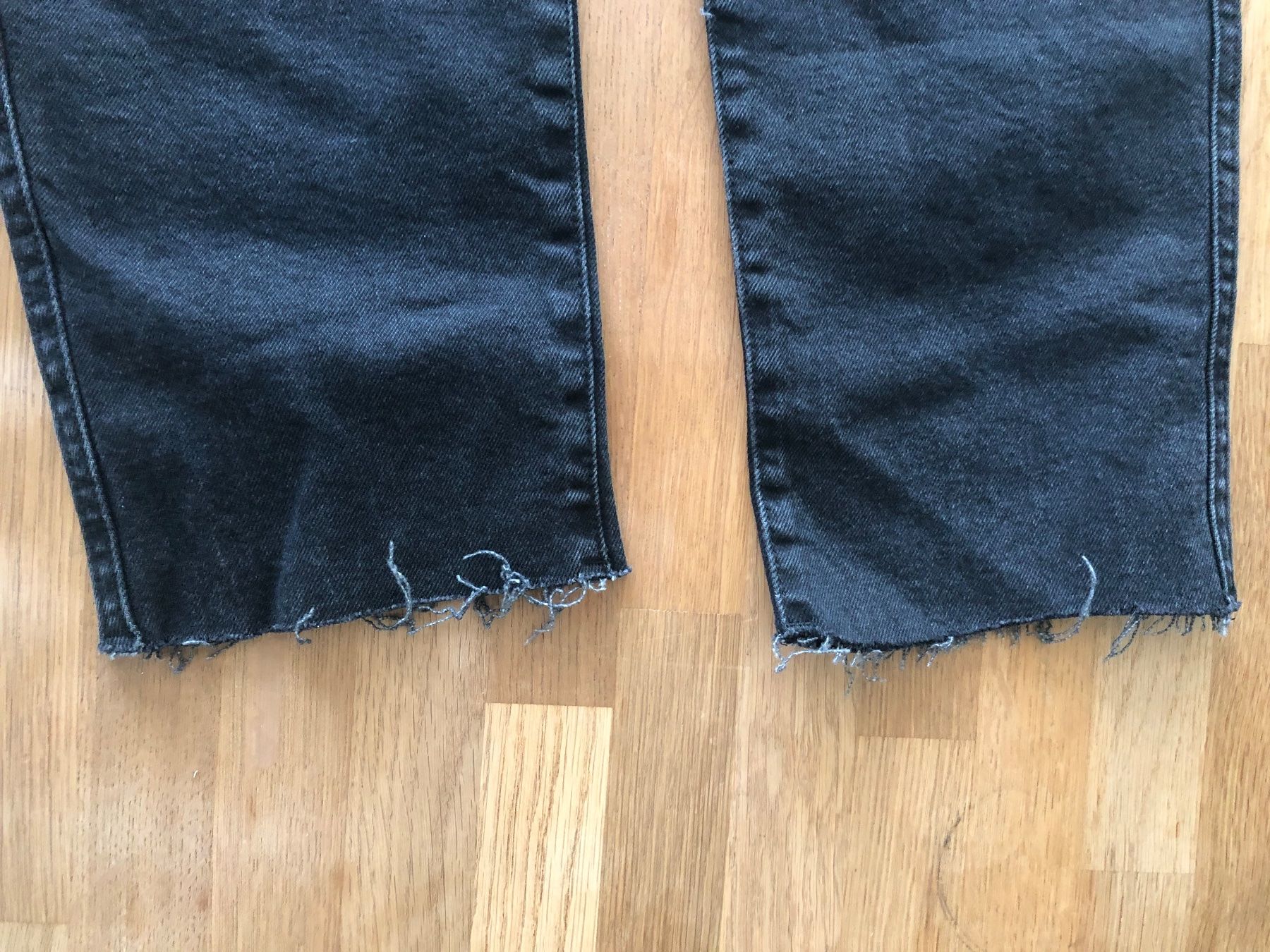 Pull&Bear Jeans: Jeans schwarz Pull & Bear – Usato da Dübendorf venduto da Saturnin35 2
